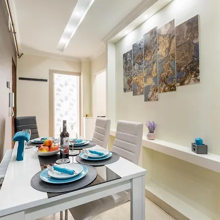 H29 Vivien Apartman *