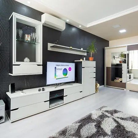 Lägenhet H29 Vivien Apartman *