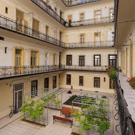 H29 Vivien Apartamento Budapest